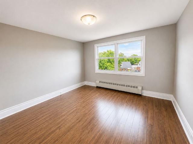 For Lease 139 WESTCHESTER Crescent Unit# 15, St. Catharines, Ontario