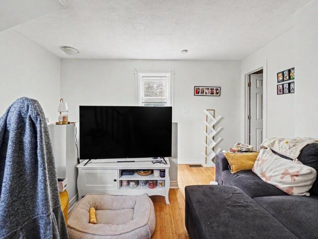 For Lease 1308 Shillington Avenue Unit# 1, Carlington Central Park, Ontario