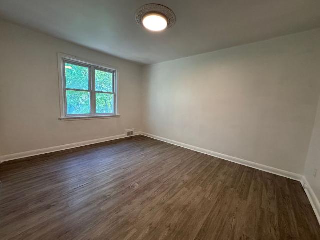 For Lease 130 Budea Crescent Unit# Main Fl, Toronto, Ontario