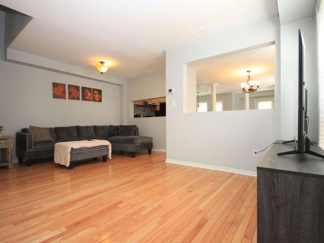 For Lease 1318 Mowat Lane, Milton, Ontario