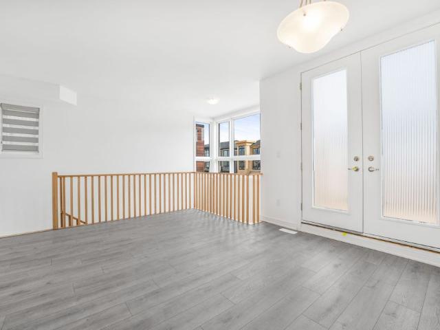 For Lease 131 Blue Frst Crescent, Barrie, Ontario