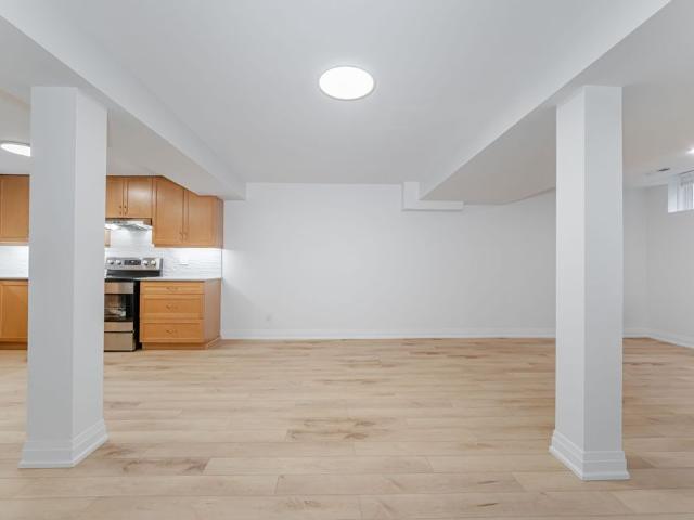 For Lease 131 Dunstan Crescent Unit# Lower, Vaughan, Ontario