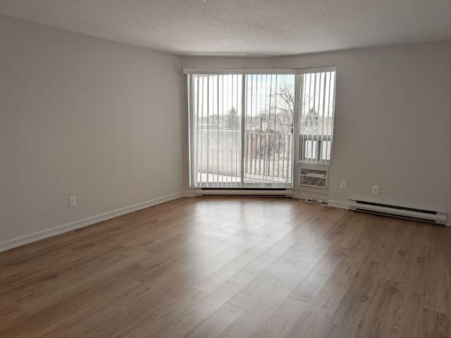 For Lease 1320 Richmond Road Unit# 320, Britannia Lincoln Heights and Area, Ontario