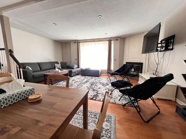 For Lease 132 Maple Branch Path, Toronto, Ontario