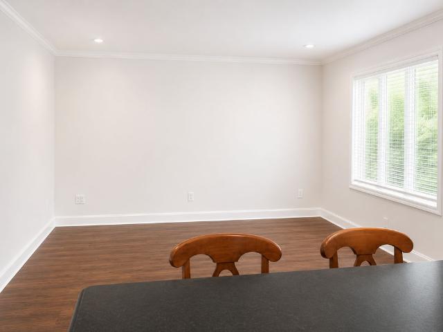 For Lease 132 Elmwood Road Unit# Main Floor, Oakville, Ontario
