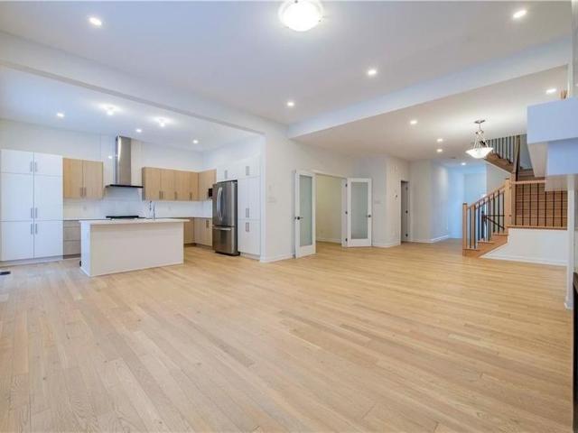 For Lease 133 Maynooth Court, Barrhaven, Ontario