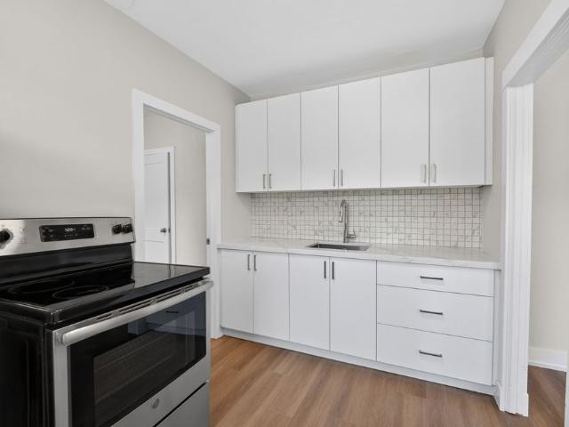 For Lease 13 Main Street Unit# #2, Grimsby, Ontario