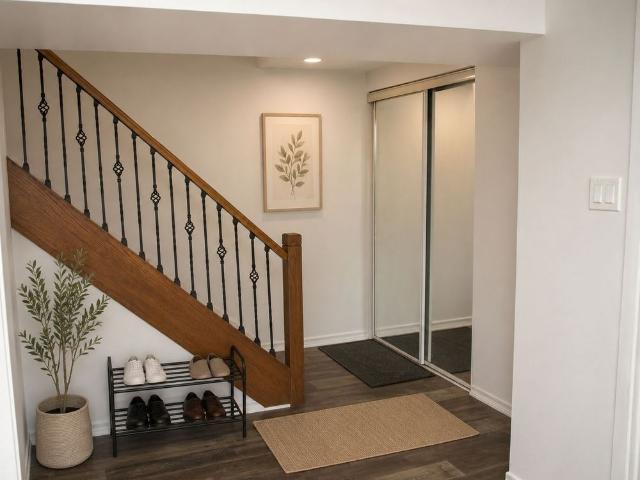 For Lease 144 Crow Trail, Toronto, Ontario