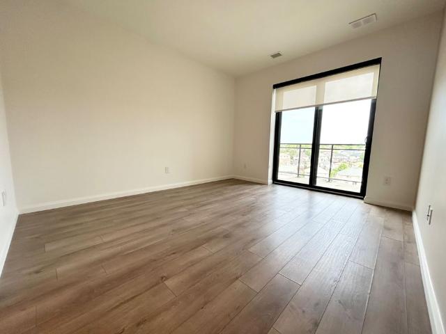 For Lease 144 Watson Road Unit# 704, Guelph, Ontario