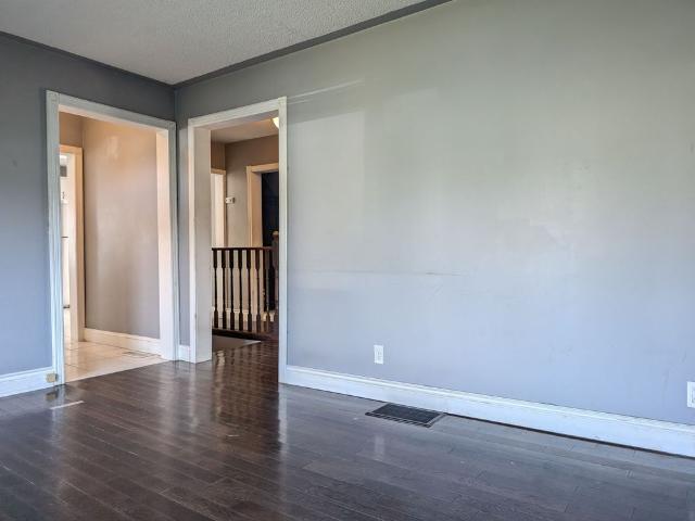 For Lease 1478 Simcoe Street, Oshawa, Ontario