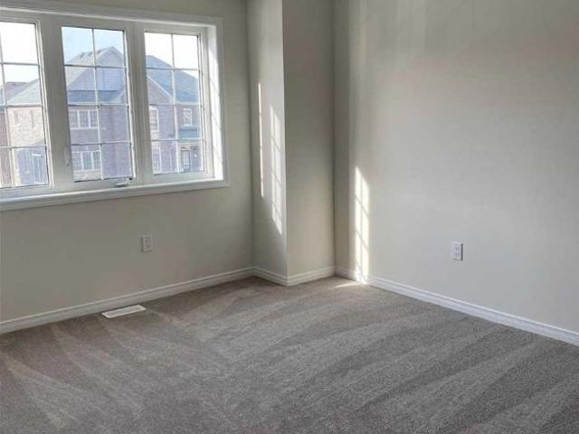 For Lease 147 Longboat Run, Brantford, Ontario
