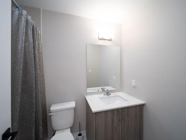 For Lease 147 Turnberry Lane, Barrie, Ontario