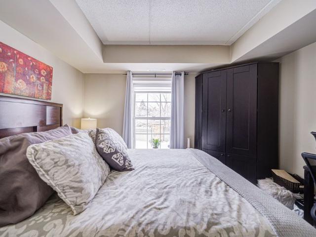 For Lease 1490 Bishops Gate Unit# 109, Oakville, Ontario