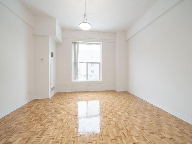 For Lease 1407 Dupont Street Unit# 315, Toronto, Ontario