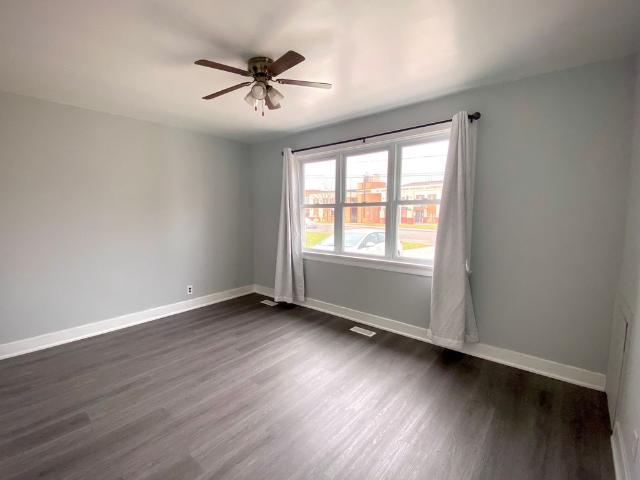 For Lease 140 Gray Road Unit# Upper, Hamilton, Ontario