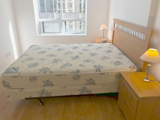 For Lease 140 Simcoe Street Unit# 610, Toronto, Ontario