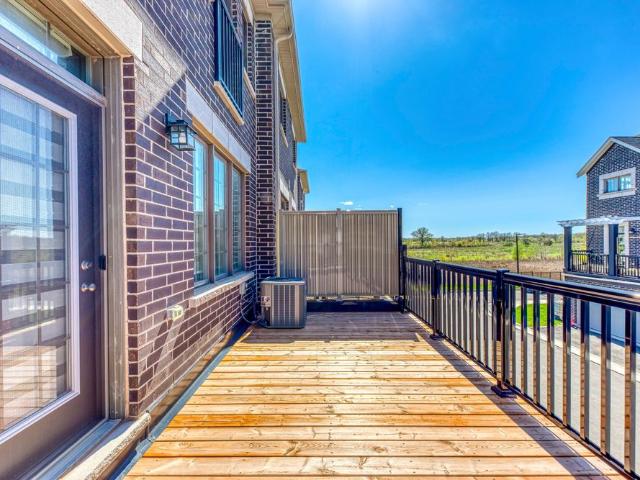 For Lease 1413 William Halton Parkway, Oakville, Ontario