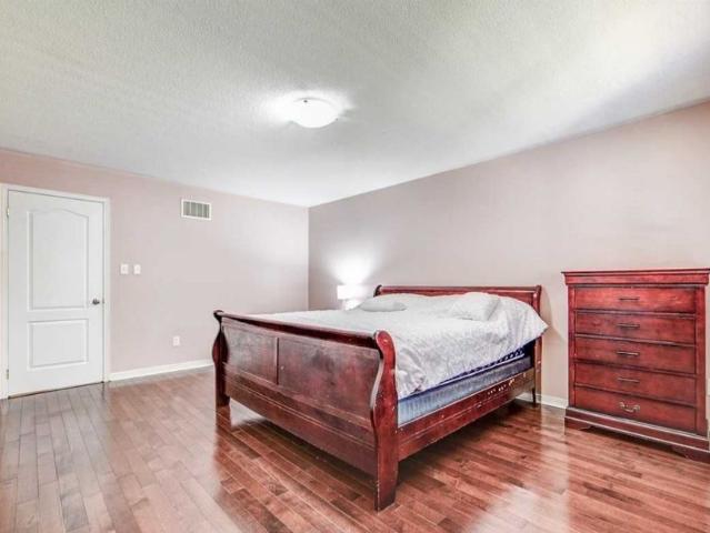 For Lease 141 Pilkington Drive, Toronto, Ontario