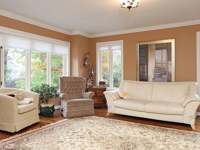For Lease 1426 Lorne Park Road, Mississauga, Ontario