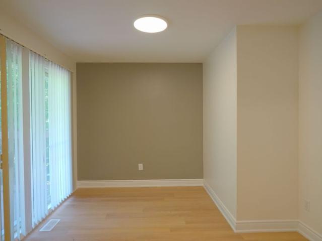 For Lease 143 Elgin Crescent, Waterloo, Ontario
