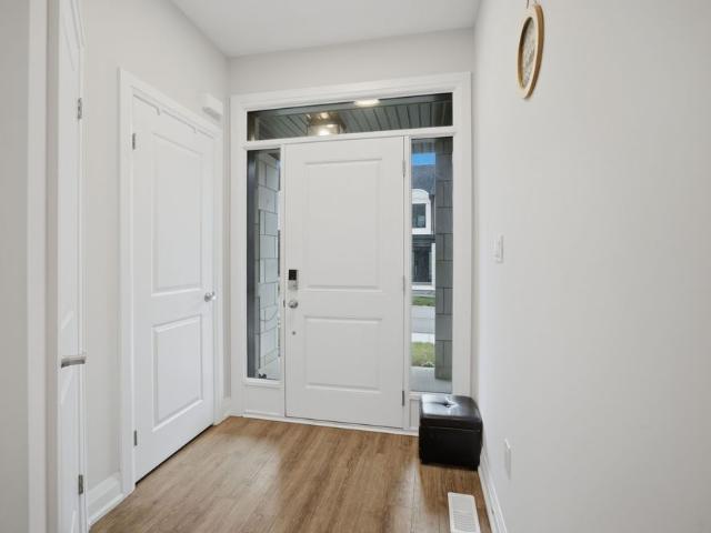 For Lease 143 Elgin Street Unit# 29, Cambridge, Ontario