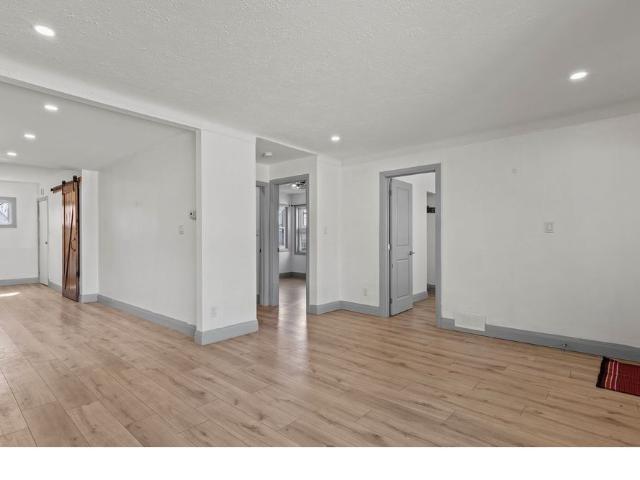 For Lease 14 Elmwood Avenue, St. Catharines, Ontario