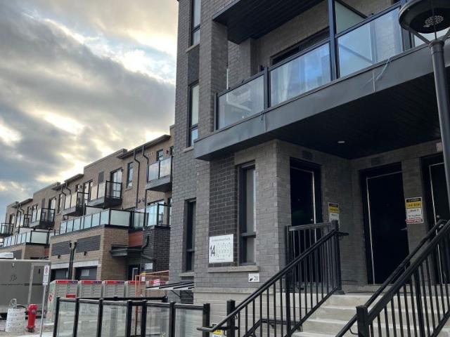 For Lease 14 Lytham Green Circle Unit# 27, Newmarket, Ontario