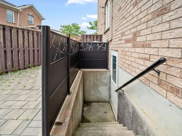 For Lease 14 Saddleback Square Unit# Bsmt, Brampton, Ontario