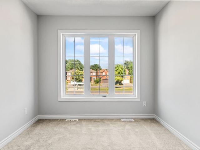 For Lease 14 Paradise Way, Whitby, Ontario