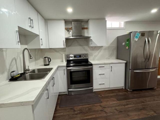 For Lease 14 Romano Crescent Unit# Lower, Vaughan, Ontario