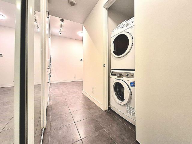 For Lease 14 York Street Unit# 1305, Toronto, Ontario