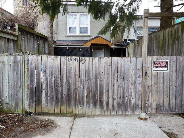 For Lease 1547 Kingston Road Unit# Rear, Toronto, Ontario