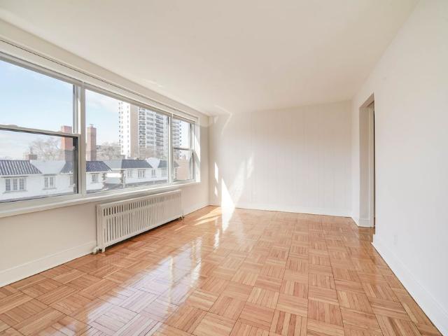 For Lease 1545 Bathurst Street Unit# 405, Toronto, Ontario