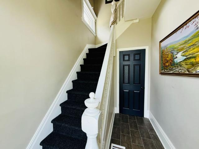 For Lease 154 Hickory Street Unit# Unit B, Collingwood, Ontario