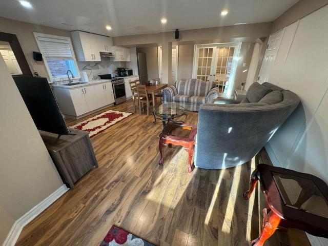 For Lease 154 Hollandview Trail, Aurora, Ontario
