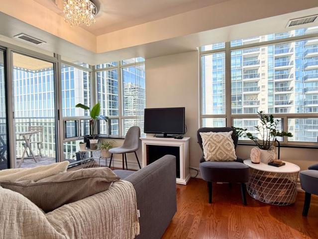 For Lease 155 Beecroft Road Unit# 2711, Toronto, Ontario