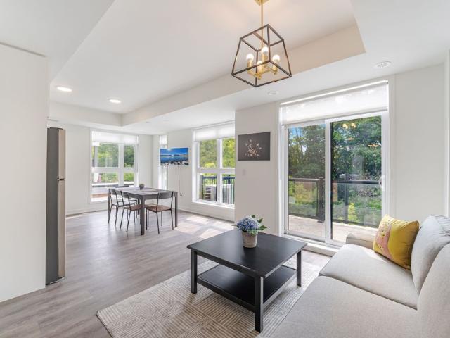 For Lease 155 Canon Jackson Dr Drive Unit# 206, Toronto, Ontario
