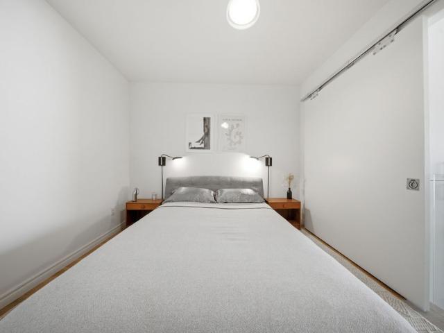 For Lease 155 Dalhousie Street Unit# 1011, Toronto, Ontario