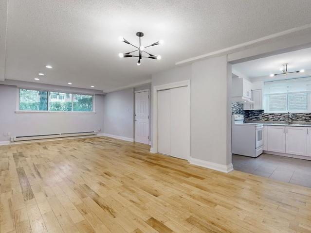 For Lease 156 Overbrook Place Unit# 1, Toronto, Ontario
