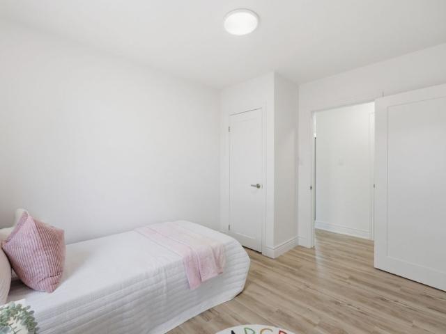 For Lease 156 E36th Street Unit# Main, Hamilton, Ontario