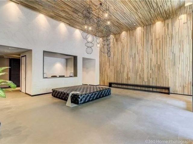 For Lease 156 Portland Street Unit# 512, Toronto, Ontario