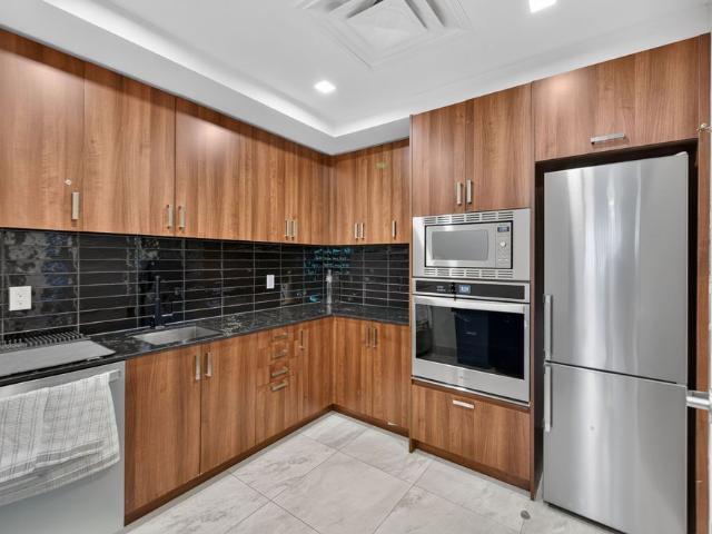 For Lease 1575 Lakeshore Road Unit# 340, Mississauga, Ontario