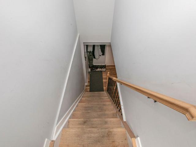 For Lease 1579 Digby Street Unit# 2, Alta Vista and Area, Ontario