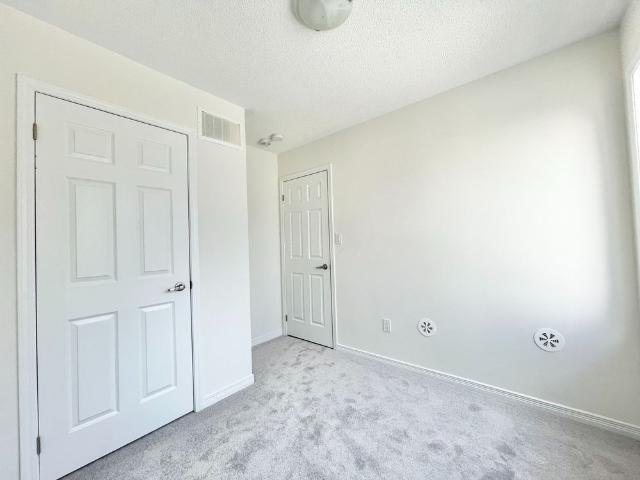 For Lease 157 Danzatore Path, Oshawa, Ontario