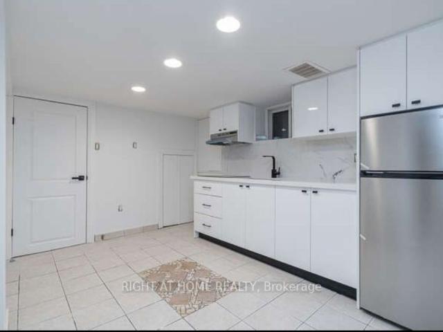 For Lease 157 Woodycrest Avenue, Toronto, Ontario