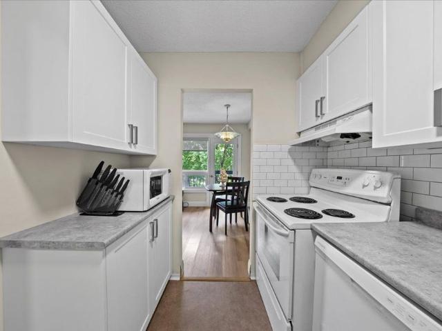 For Lease 158 Mcarthur Avenue Unit# 209, Vanier and Kingsview Park, Ontario