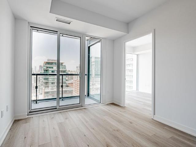 For Lease 158 Front Street Unit# 1211, Toronto, Ontario