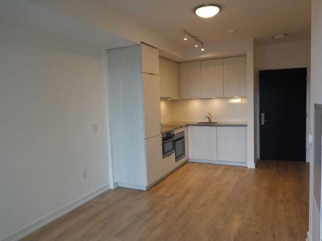 For Lease 158 Front Street Unit# 519, Toronto, Ontario