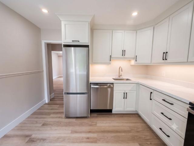 For Lease 159 Richmond Street Unit# 2, Richmond Hill, Ontario