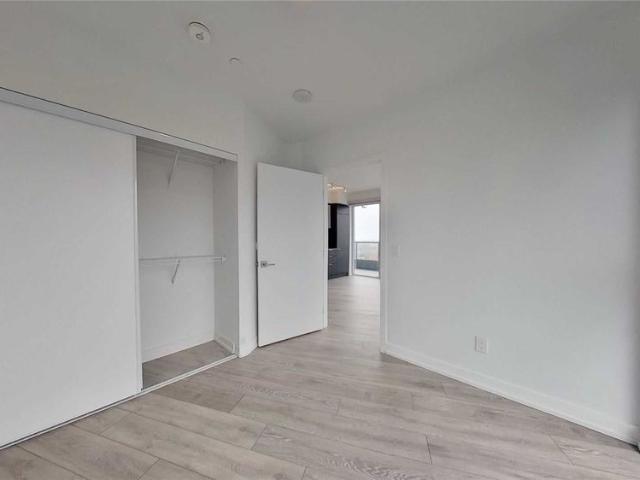 For Lease 159 Wellesley Street Unit# 1508, Toronto, Ontario